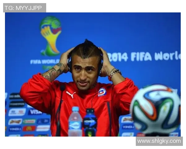 头发长的足球运动员球星盘点 他们的发型与场上风采同样引人注目